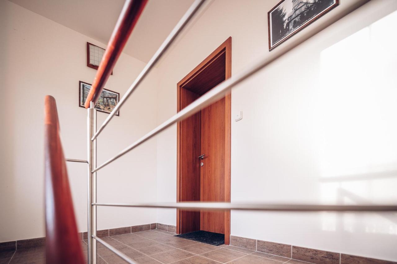 Apartmány Domino Železná Ruda Exteriér fotografie