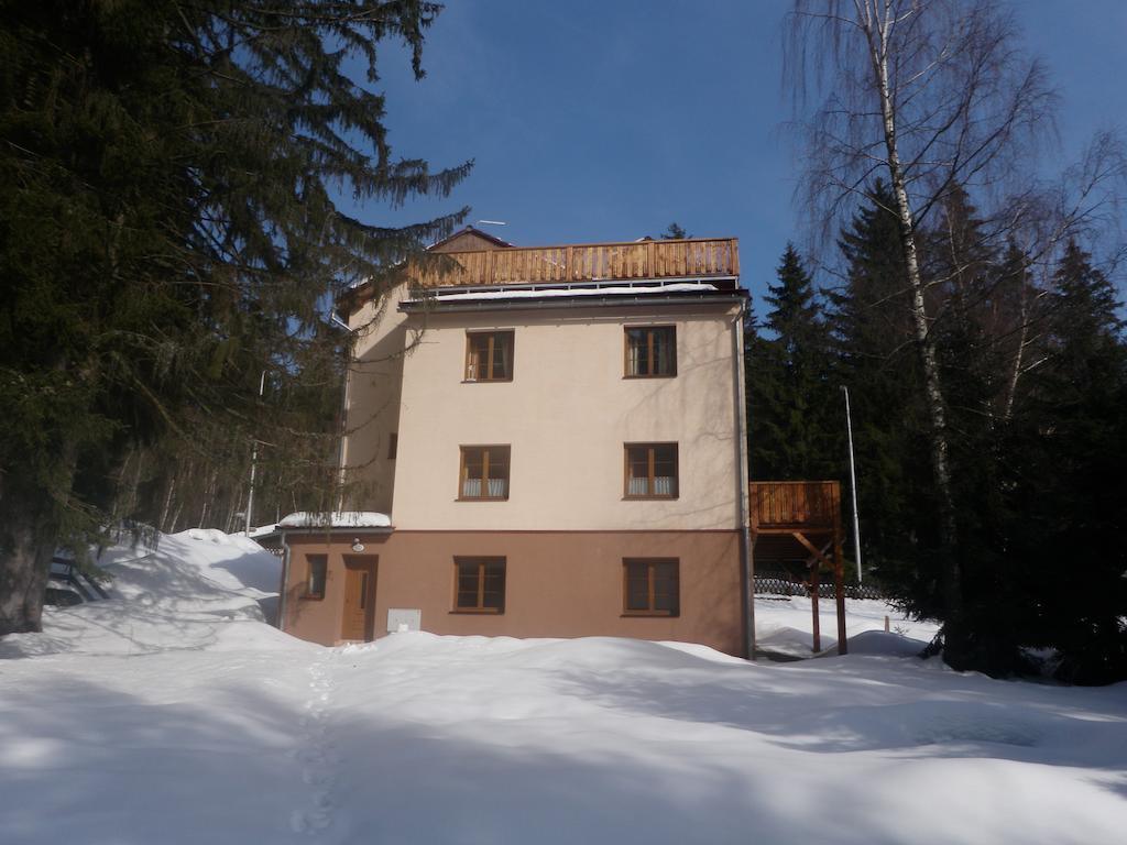 Apartmány Domino Železná Ruda Exteriér fotografie